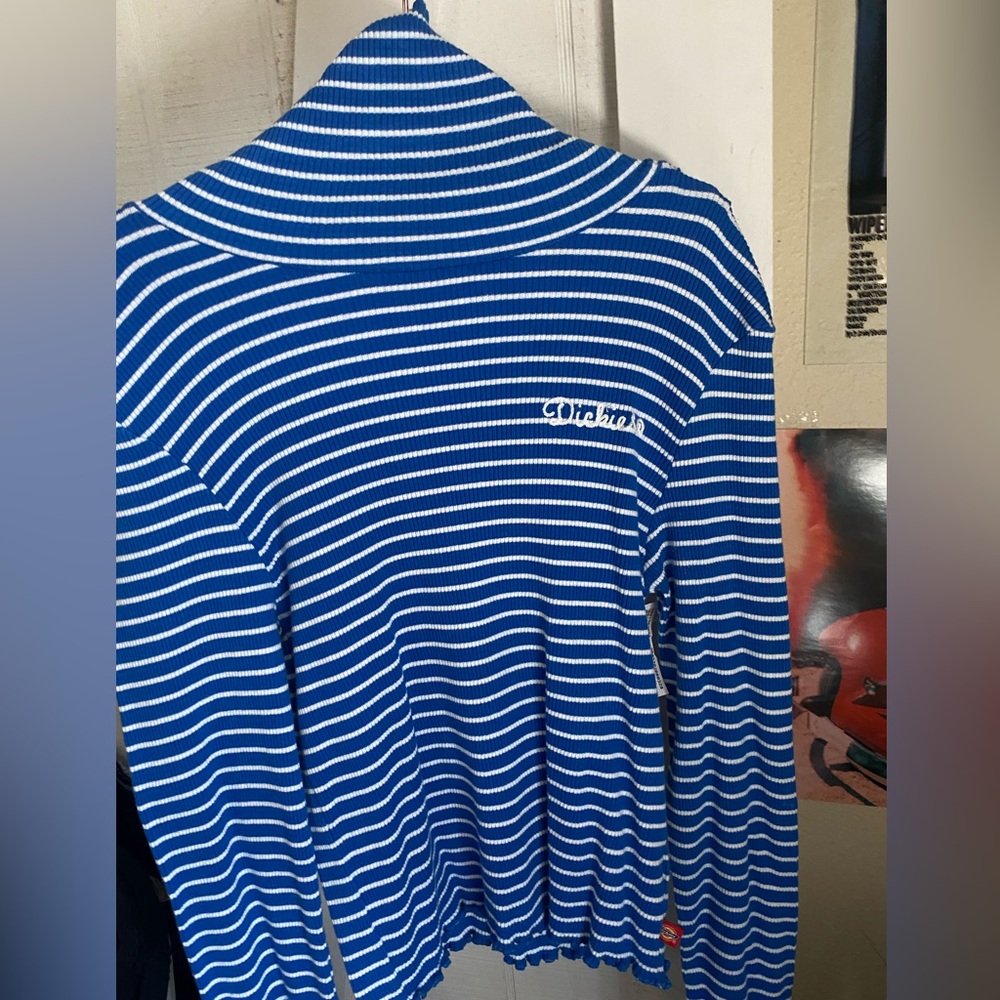 blue & white dickies turtleneck